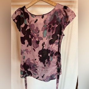 Ann Taylor patterned people blouse